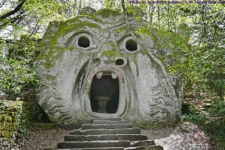 Monster_gardens_Bomarzo